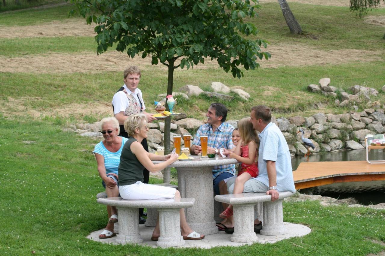 Landhotel Weingarten Haibach  Exterior photo